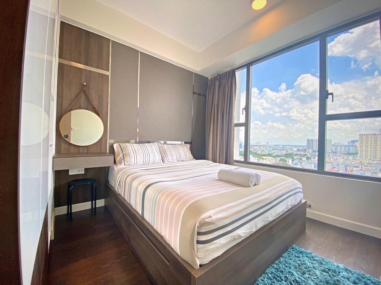 Yo'S Homes Rivergate Apartment Infinity Pool Near District 1 Ho Chi Minh City Bagian luar foto