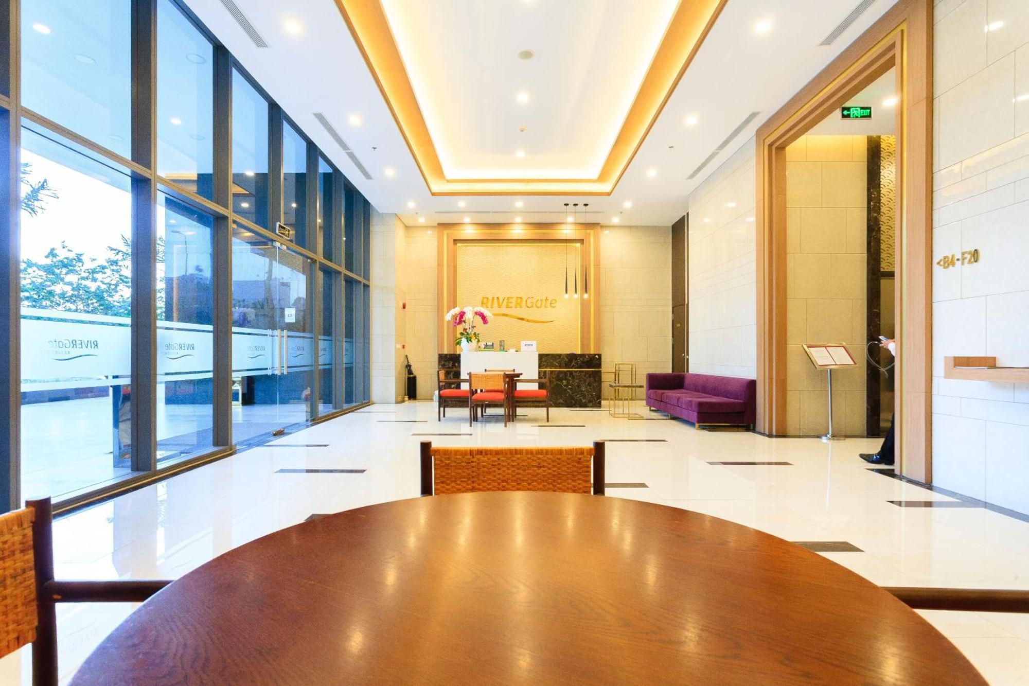 Yo'S Homes Rivergate Apartment Infinity Pool Near District 1 Ho Chi Minh City Bagian luar foto