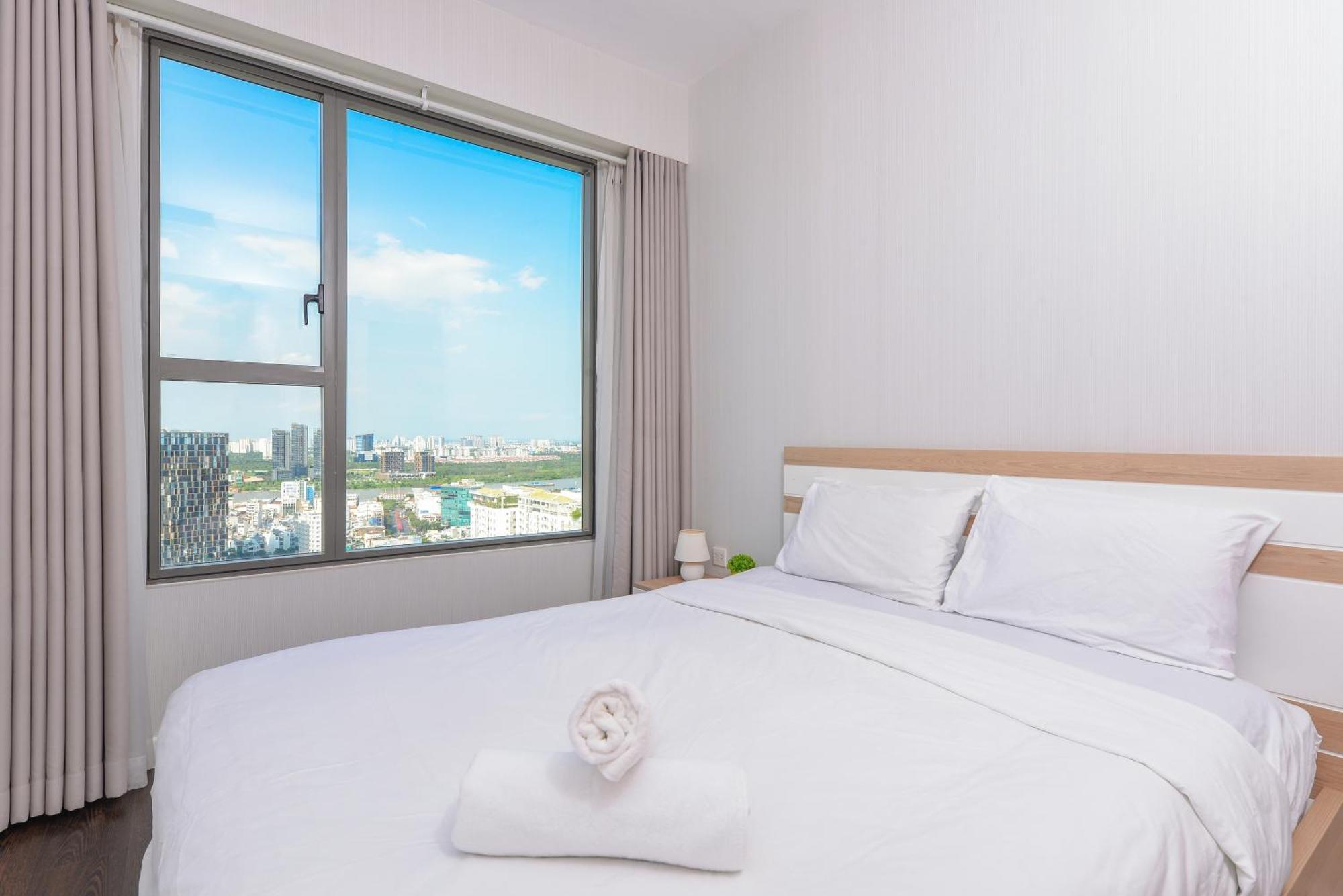 Yo'S Homes Rivergate Apartment Infinity Pool Near District 1 Ho Chi Minh City Bagian luar foto